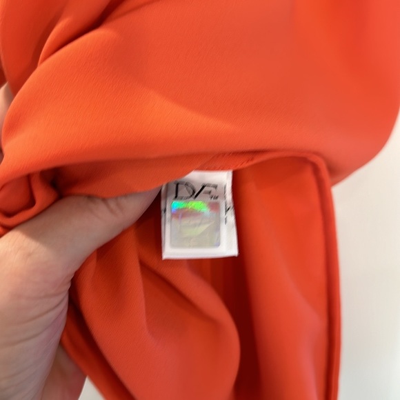 Diane Von Furstenberg DVF Regan Sleeveless Blouse - Picture 6 of 7